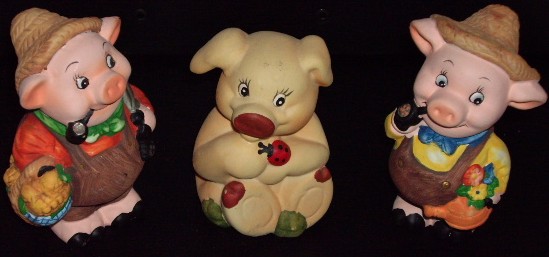 pig figurines