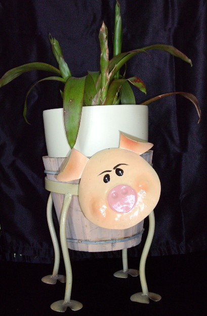 pig flower pot holder