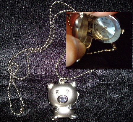Pig Watch on Chain Pig Watch on Chain