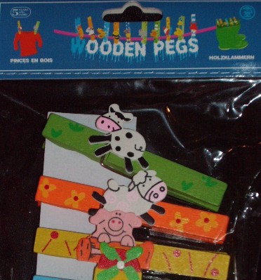 Wooden Pig Pegs